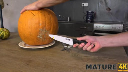 Mature4k E22 Elle - A Pumpkin Pie