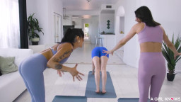 Kylie Rocket, Vanessa Sky, Freya Parker - Yoga Can Wait 2024 09 05